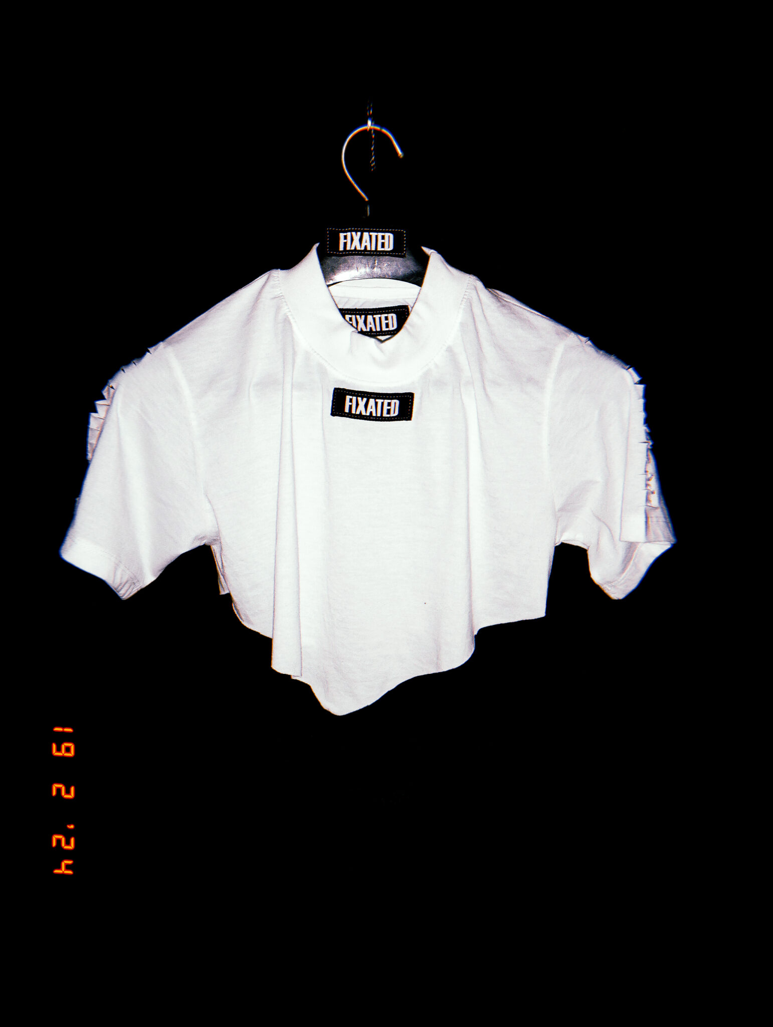 FXTD-WHT-CROP-2